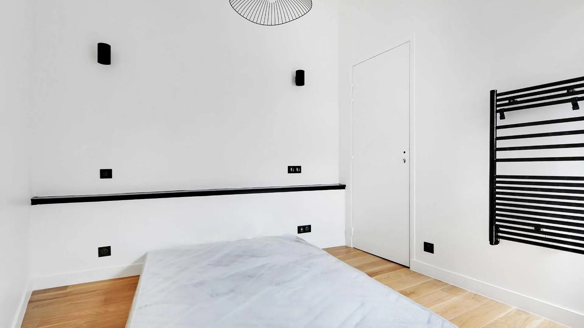 Charming Apt With Ac -Rue Des Archives- Le Marais Paris Apartment