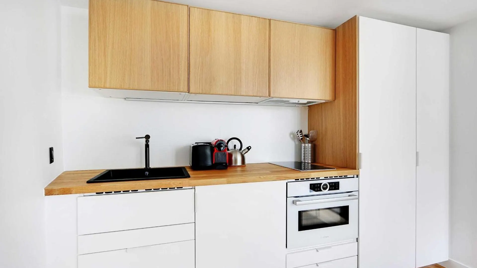 Charming Apt With Ac -Rue Des Archives- Le Marais Paris Apartment