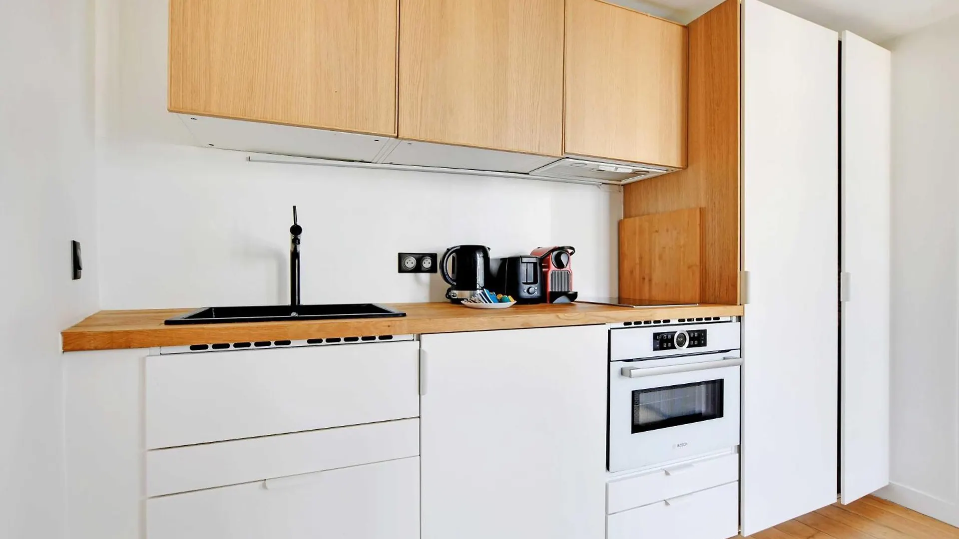 Apartment Charming Apt With Ac -Rue Des Archives- Le Marais Paris
